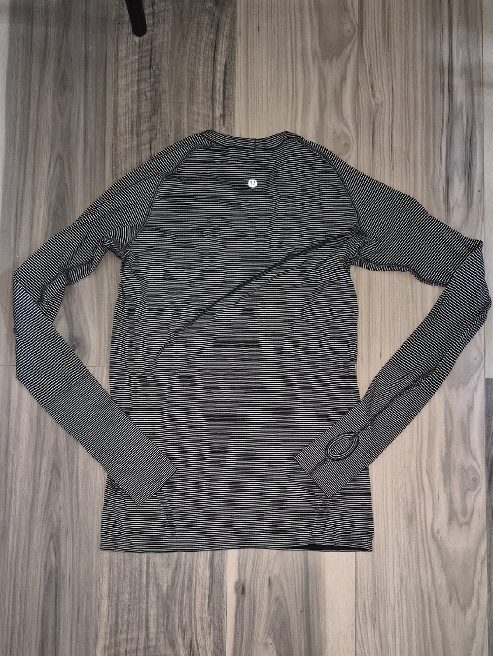 lululemon athletica Men’s Black & White Striped Long Sleeve Shirt